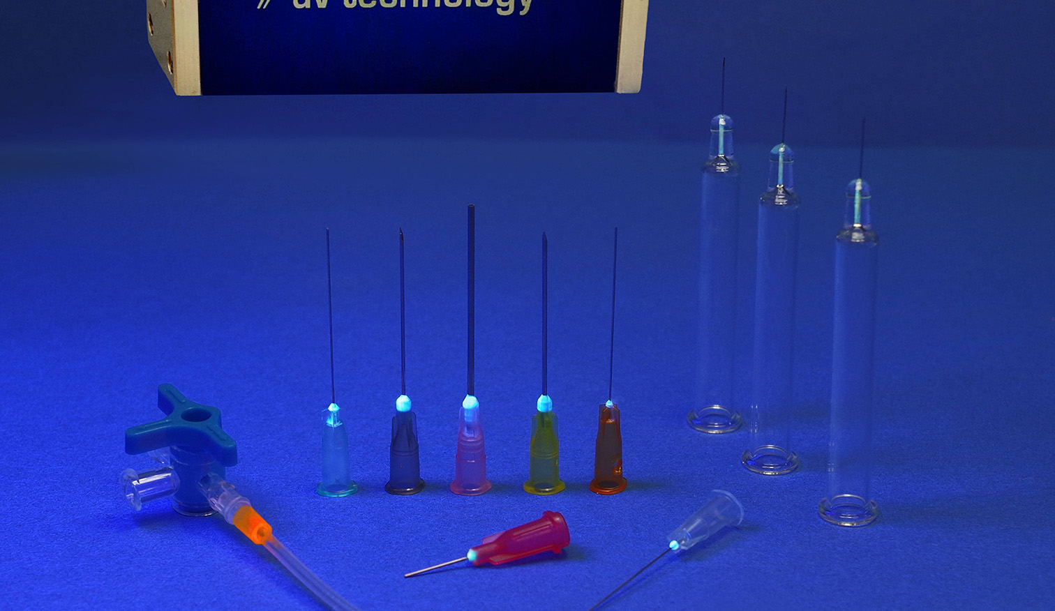 Biokompatible UV-Klebstoffe